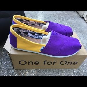 BRAND NEW LSU TOMS